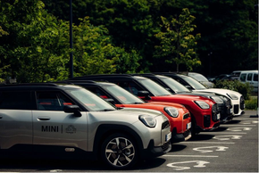 MINI PARTNERSHIP AU HANGAR Y 